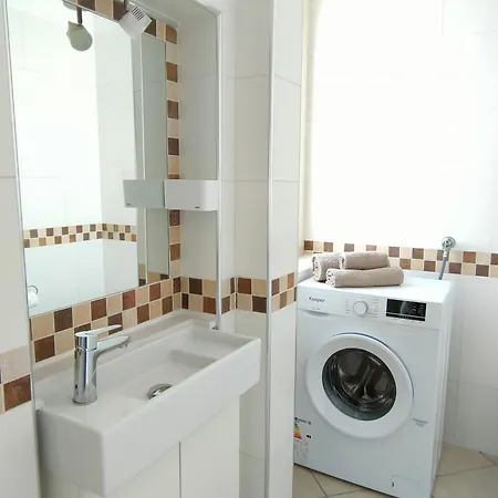 Serao House, 2 Piano In Centro Apartment Mondragone