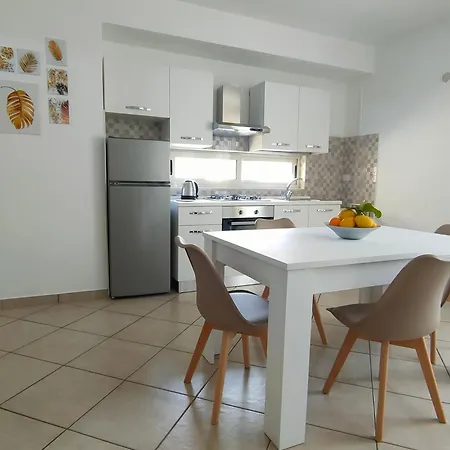 Serao House, 2 Piano In Centro Apartment Mondragone