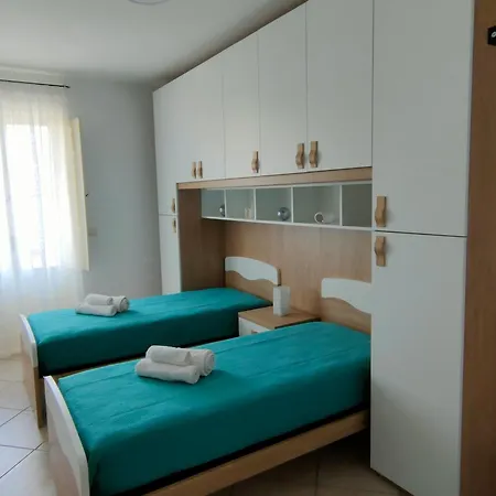 Serao House, 2 Piano In Centro Apartment Mondragone