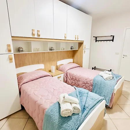 Apartment Serao House, 2 Piano In Centro *